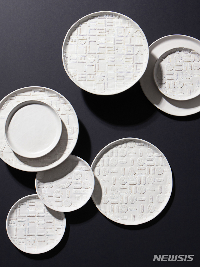  천종업 '·ㅡㅣ'(Sky, Earth, Humanity)