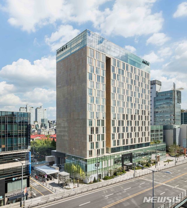 【서울=뉴시스】안다즈 서울 강남 외관