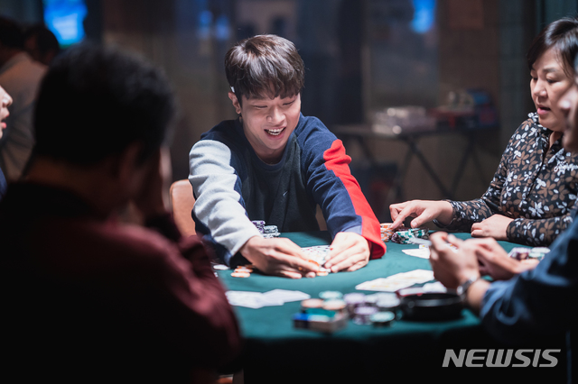 영화 '타짜: 원 아이드 잭'. 2019.09.11. (사진=롯데엔터테인먼트 제공)