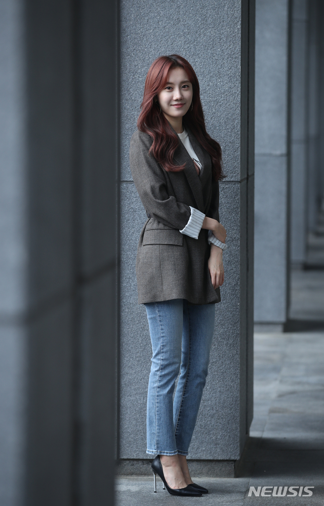 【서울=뉴시스】조수정 기자 = SBS 금토드라마 '의사요한' 배우 정민아가 10일 서울 충무로 뉴시스에서 종방인터뷰에 앞서 포즈를 취하고 있다. 2019.09.13. chocrystal@newsis.com