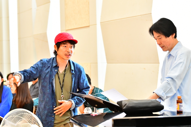 고선웅 연출(왼쪽), 정치용 지휘자 ⓒ국립오페라단