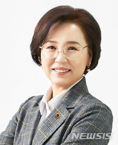 민주당 김연 "김태흠 지사, 불출마로 통합 무산 책임져야"