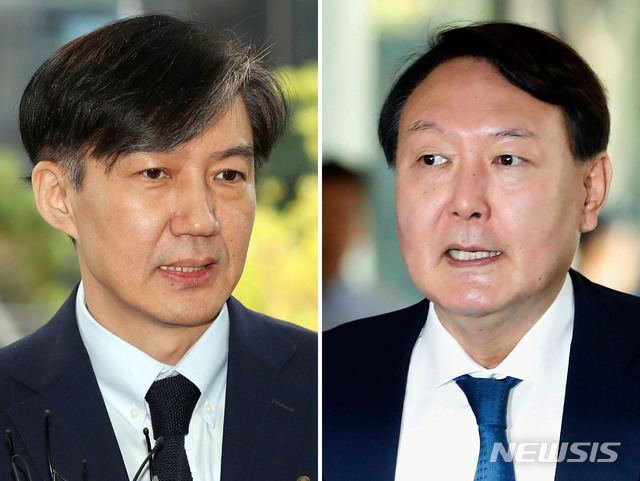 【천안·인천=뉴시스】김진아·최동준 기자 = 조국 법무부 장관(왼쪽)과 윤석열 검찰총장이 25일 각각 '검사와의 대화' 자리를 위해 충남 대전지방검찰청 천안지청으로, 인천 중구 파라다이스 호텔에서 열린 제29차 마약류 퇴치 국제협력회의 개막식에 참석하며 기자들의 질문에 답하고 있다. 2019.09.25.&nbsp; photo@newsis.com 