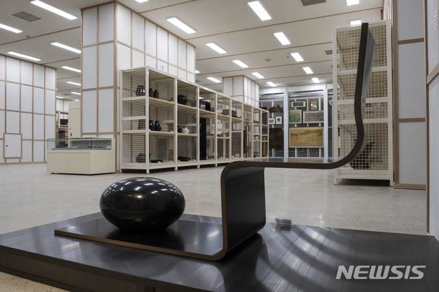 【서울=뉴시스】국립현대미술관 청주‘ 개방 수장고