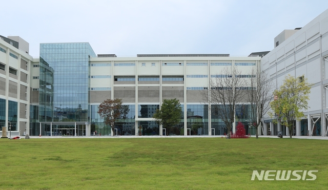 열린도서관이 들어설 문화제조창C 본관동