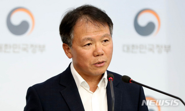 식약처 "해외 코로나 백신 안전성 담보되면 신속 도입"