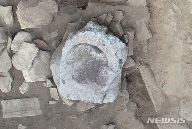 화천 계성리사지 고맥이 초석 (사진 제공: 문화재청)