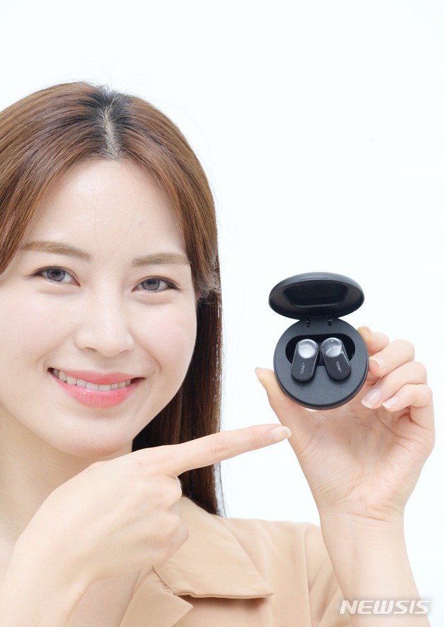 LG 첫 무선 이어폰 '톤플러스 프리' 출시…에어팟·버즈 대항마