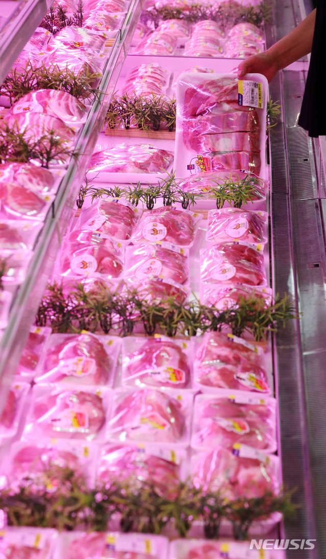 中 산둥성에 수입된 돈육제품서 코로나19 검출