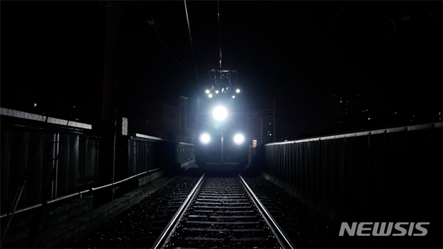 김정근 감독 '언더그라운드'