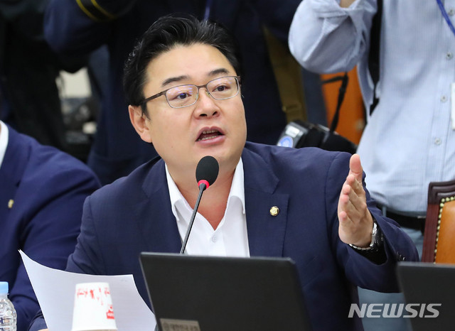 【서울=뉴시스】 장세영 기자 = 김성원 자유한국당 대변인. 2019.10.08. photothink@newsis.com