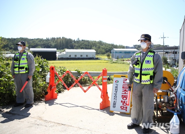 경기북부경찰청 " ASF 방역에 하루 350명씩 경찰관 지원 중"