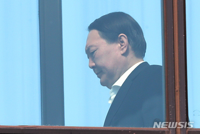 【서울=뉴시스】이영환 기자 = 윤석열 검찰총장. 2019.10.15. 20hwan@newsis.com