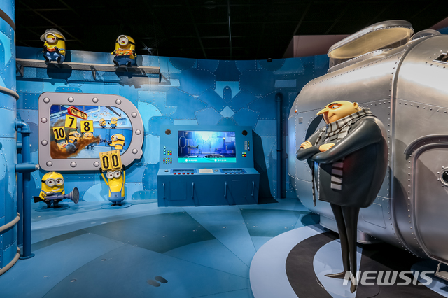 【서울=뉴시스】미니언즈특별전, 그루스 랩 Gurs Lab 설치전경