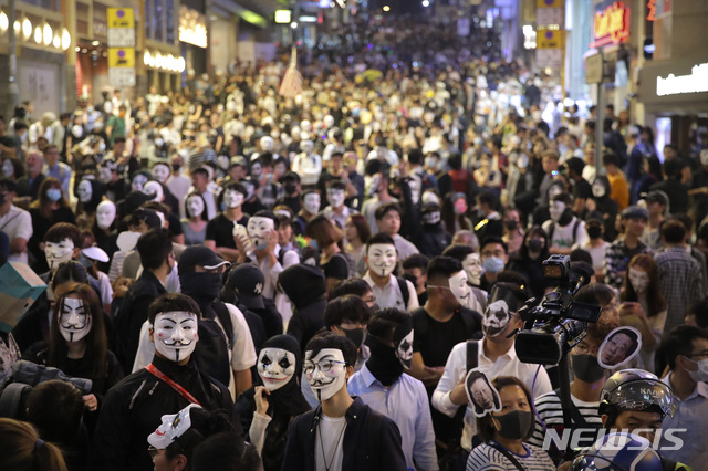 집·일자리 문제에 징병제 반대까지…독일 Z세대, 핼러윈 전국 시위 예고