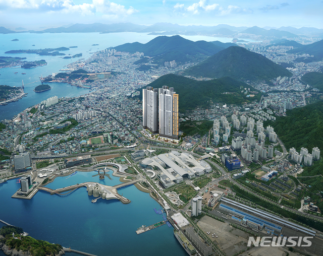 젼남 여수시 세계박람회장 인근에 건설이 추진되고 있는 '여수엑스포모아엘가' 주상복합아파트 조감도.