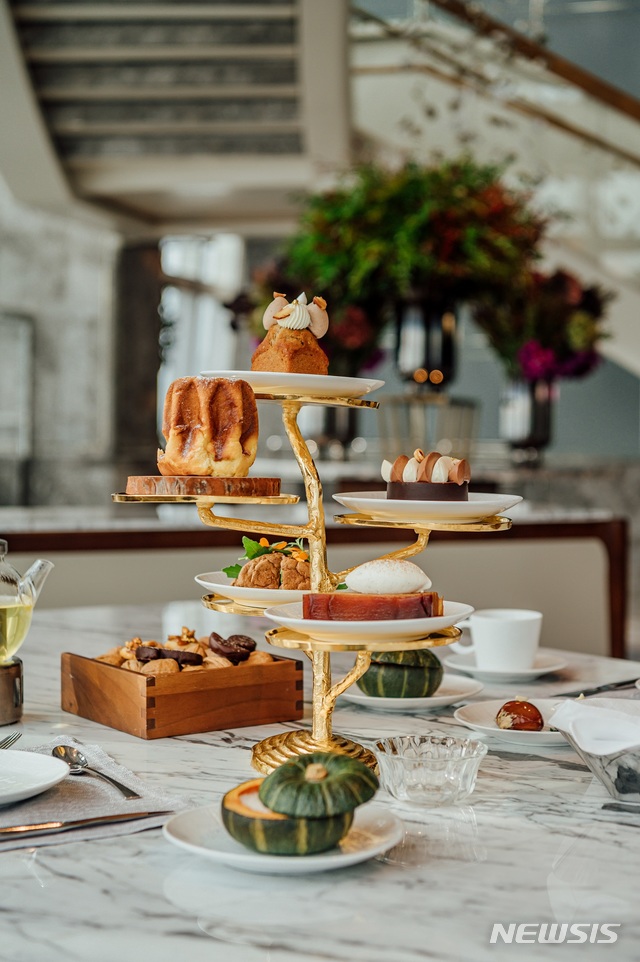 【서울=뉴시스】시그니엘서울 '더 라운지'의 '르 구떼 시그니엘'