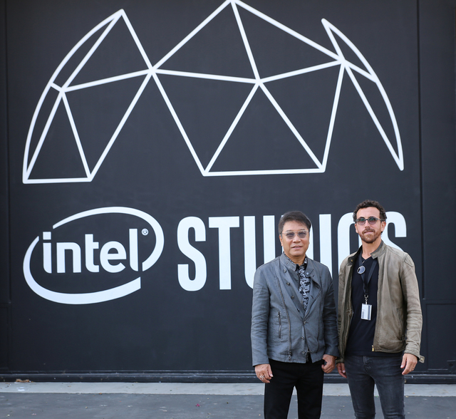 【서울=뉴시스】 이재훈 기자 = 이수만 프로듀서, 인텔 스튜디오 수석 크리에이티브 디렉터 디에고 프리러스키. (사진=SM엔터테인먼트 제공) 2019.11.14 realpaper7@newsis.com 