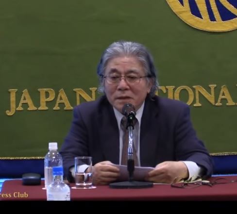 [서울=뉴시스]오코노기 마사오 일본 게이오대 명예교수가 2018년 5월 10일 도쿄 프레스 클럽에서 강연하던 당시의 모습. <사진출처:페이스북> 2019.11.19