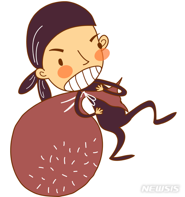 17차례 걸쳐 옷 훔친 30대녀 덜미, 도벽 때문에···