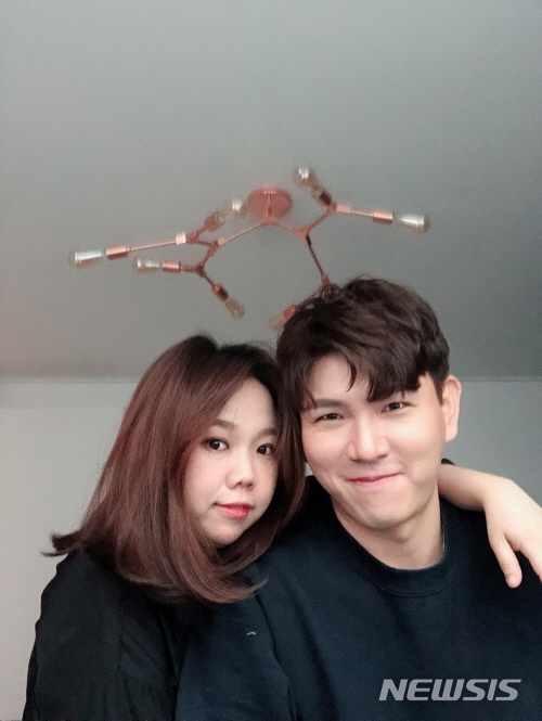 [서울=뉴시스]서울홍보대사에 위촉되는 홍현희·제이쓴 부부. 2019.11.28. (사진=서울시 제공)