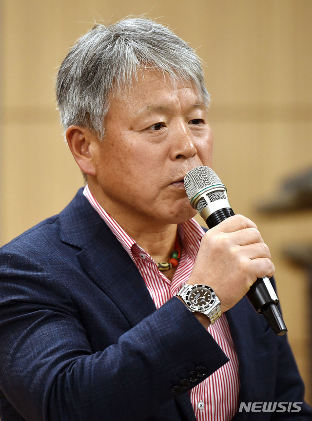 [대구=뉴시스] 이무열 기자 = 산악인 엄홍길 대장. 2019.11.29.lmy@newsis.com
