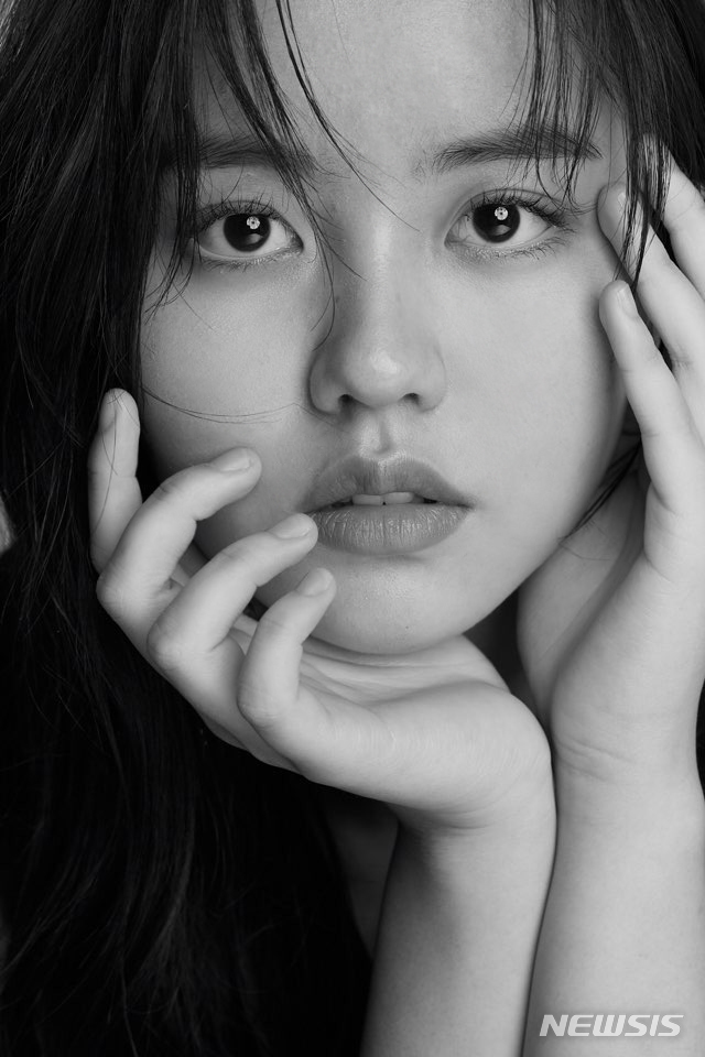 [서울=뉴시스] 탤런트 김소현 (사진= 이앤티스토리 제공) 2019.12.02.