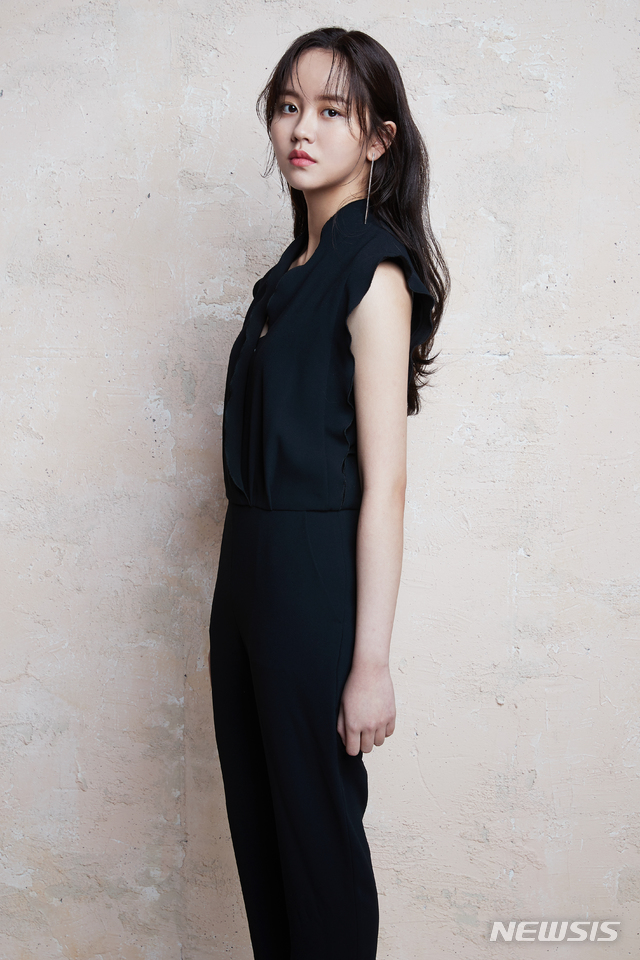 [서울=뉴시스] 탤런트 김소현 (사진= 이앤티스토리 제공) 2019.12.02.