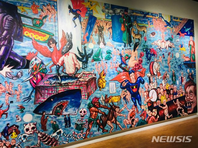 [서울=뉴시스] 박현주 미술전문기자= '제2회 한국작가상'을 수상한 서양화가 이흥덕 화백 개인전이 서울 평창동 금보성아트센터에서 열리고 있다. 2019.12.03. hyun@newsis.com