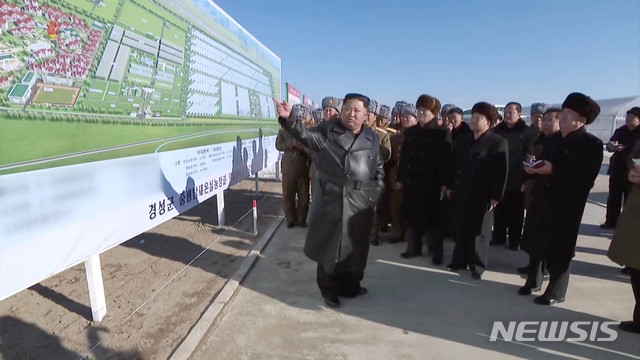 북한 김정은 집권 후 '성장 강조'…개혁개방 추진 모색