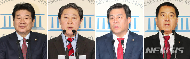 [서울=뉴시스] 장세영 고승민 기자 = 자유한국당 강석호(왼쪽부터 기호순으로), 유기준, 김선동, 심재철 후보들이 8일 오후 서울 국회 정론관에서 열린 김선동 후보의 기자회견을 마지막 최종 후보로 결정 되었다. 2019.12.08.&nbsp;&nbsp; photothink@newsis.com