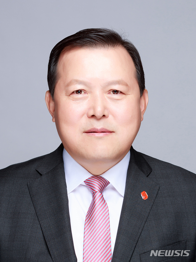 [서울=뉴시스] 황각규 롯데그룹 부회장.