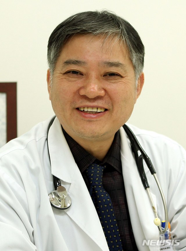 [전주=뉴시스]윤난슬 기자 = 전북대학교 김남수 교수(수의과대학·수의학과).(사진=전북대 제공)