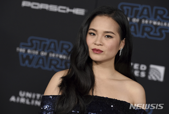 [로스앤젤레스=AP/뉴시스]16일(현지시간) ''스타워즈: 라이즈 오브 스카이워커' 월드 프리미어에서 베트남계 미국인 배우 켈리 마리 트란이 참석한 모습. 2019.12.27.
