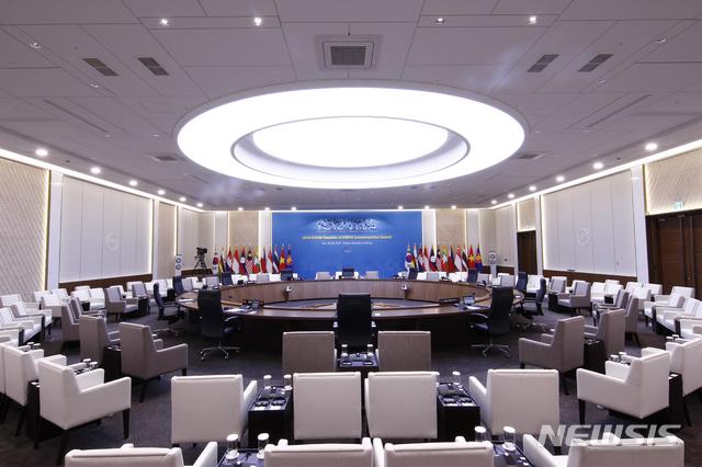  [부산=뉴시스] 허상천 기자 =&nbsp;&nbsp; 부산시와 벡스코는 지난달 열린 ‘2019 한·아세안특별정상회의장’ 및 ‘제1차 한·메콩 정상회의의’ 회의장 시설을 시민들에게 개방한다고 19일 밝혔다.2019.12.19. (사진 = 부산시 제공) photo@newsis.com