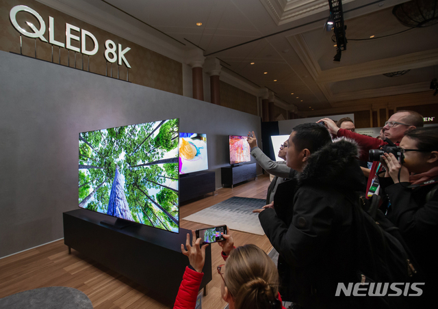 삼성전자 2020년형 QLED 8K 신제품 (사진=삼성전자 제공) 2020.01.06.