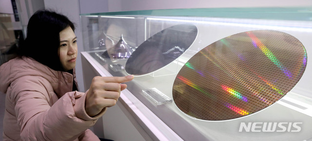 [서울=뉴시스]김병문 기자 = 8일 서울 서초구 삼성전자 서초사옥 내 홍보관 딜라이트 홍보관 모습. 2020.01.08. dadazon@newsis.com