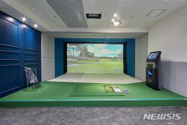 [서울=뉴시스]골프존의 투비전 시스템.(사진제공=골프존)