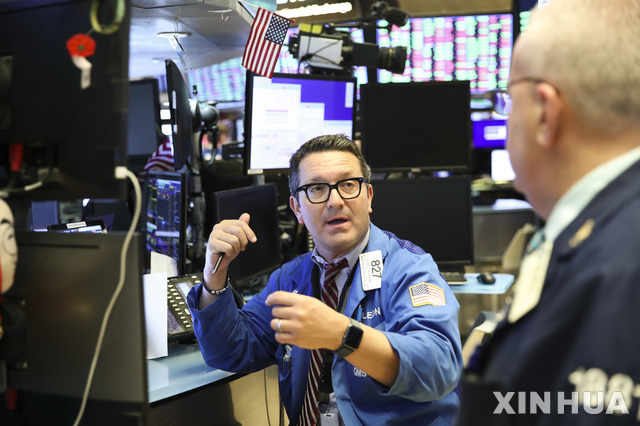 뉴욕 증시, 반발 매수세에 상승폭 확대…다우존스 1.65%↑ 나스닥 1.05%↑