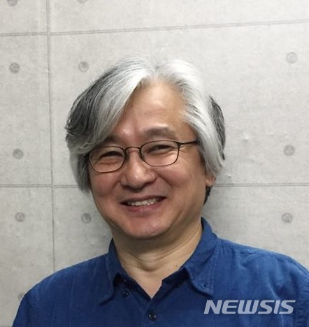 [서울=뉴시스]김민웅 전 경희대 미래문명원 교수. (사진 = 김민웅 전 교수 페이스북 캡처) 2020.01.13.photo@newsis.com