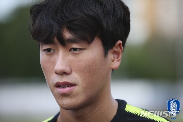 [서울=뉴시스]김학범호 원두재 (사진 = 대한축구협회 제공)