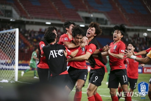 [서울=뉴시스]결승골 터뜨린 수비수 정태욱 (사진 = 대한축구협회 제공)