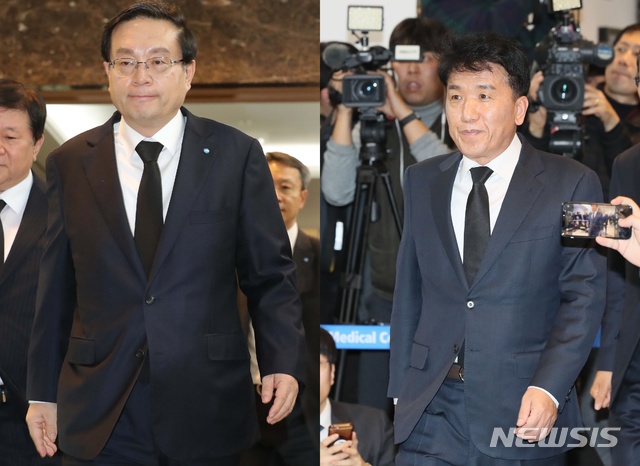 [서울=뉴시스] 손태승(사진 왼쪽) 우리금융그룹 회장, 함영주 하나금융지주 부회장 (사진=뉴시스 DB)