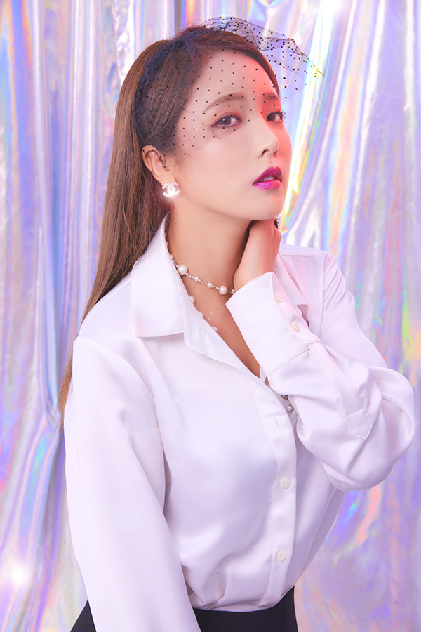 [서울=뉴시스] 홍진영. (사진 = IMH엔터테인먼트 제공) 2020.01.31. realpaper7@newsis.com 