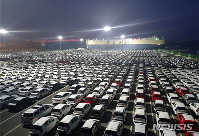 [목포=뉴시스] 목포항 수출자동차. (사진=뉴시스 DB). photo@newsis.com 