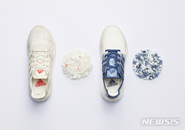 [서울=뉴시스] 아디다스 퓨쳐크래프트 루프. (사진=아디다스 제공)