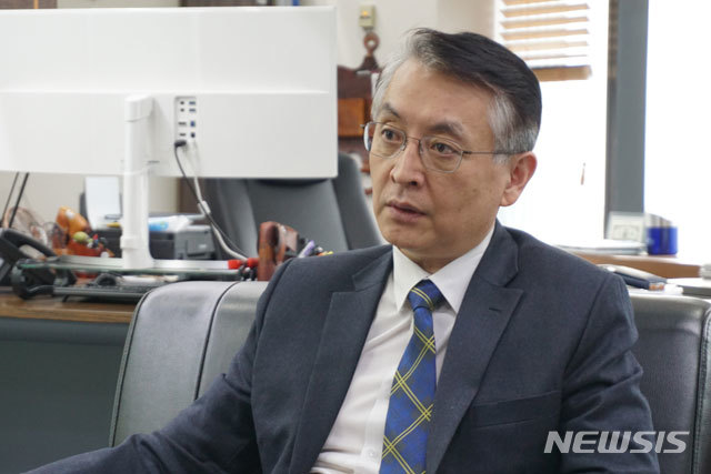 [서울=뉴시스] 신라젠 문은상 대표