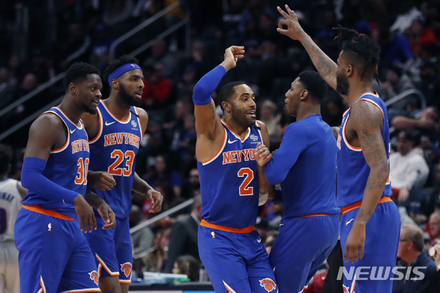 [디트로이트=AP/뉴시스] 미국프로농구(NBA) 뉴욕 닉스 선수단. 2020.02.08