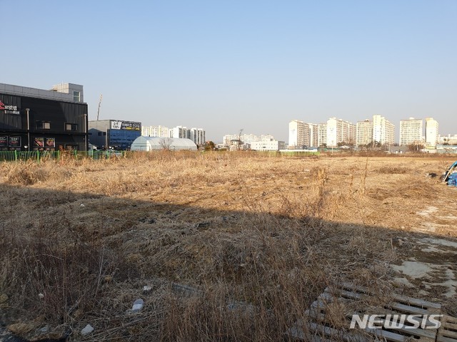 주차시설을 짓기 위해 개발행위 허가 신청이 접수된 경기 수원시 권선구 고색동 생산녹지지역.