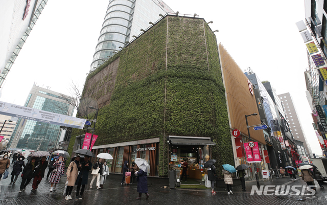 [서울=뉴시스]서울 명동 네이처리퍼블릭. (사진=뉴시스 DB). photo@newsis.com